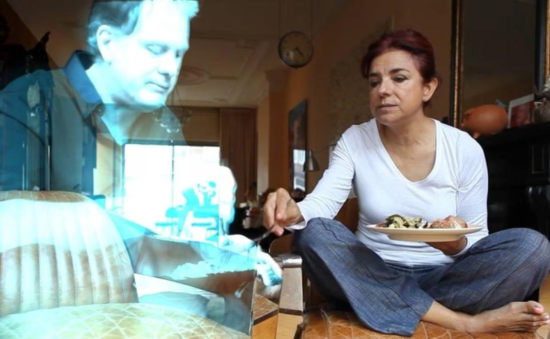 Alicia Framis hologram sevgilisyle evleniyor.png